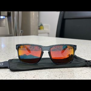 Oakley Holbrook polarized sunglasses 55 mm